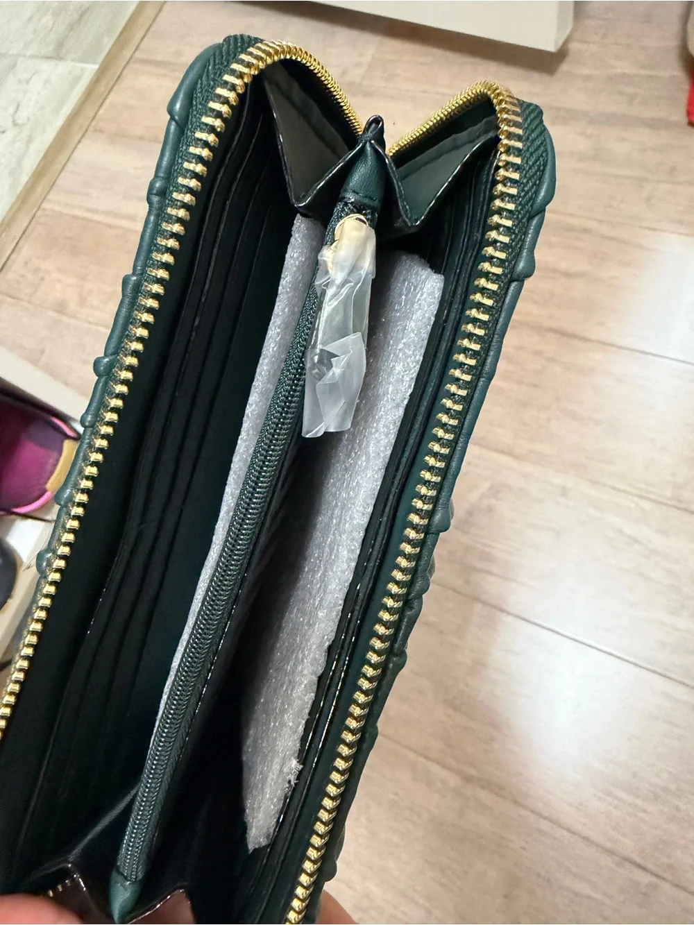 Victoria secret Dark Green Zip Wallet - Picture 8 of 8